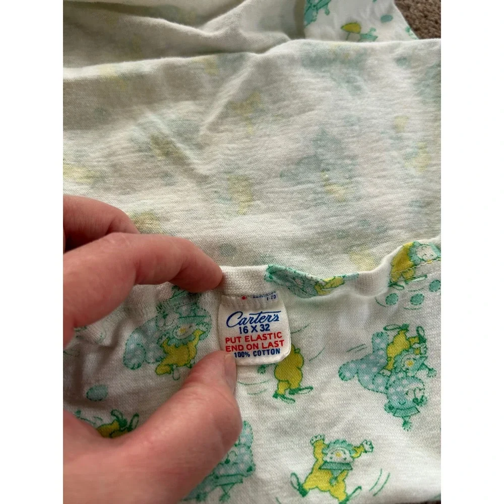 Vintage 90s set of 3 bassinet sheets & 2 matching burp clothes